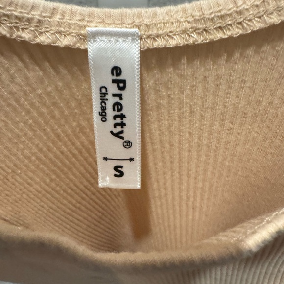 Blouse - Picture 2 of 4